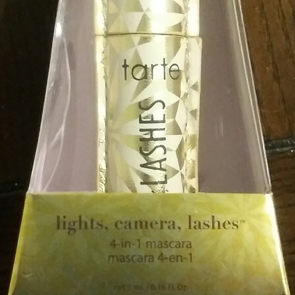 Tarte "Lights, Camera, Action" Mascara